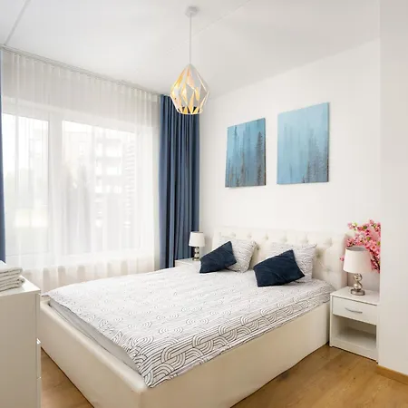 Spacious Next To National Museum Тарту