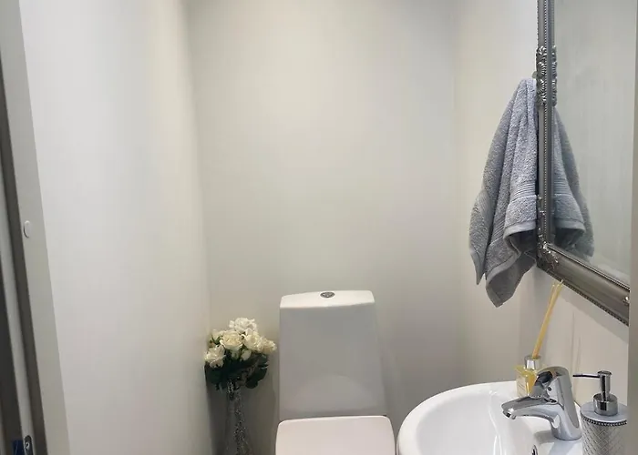 Apartment Spacious Next To National Museum