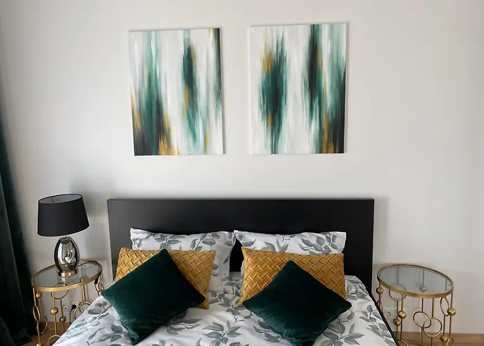 Apartment Spacious Next To National Museum *